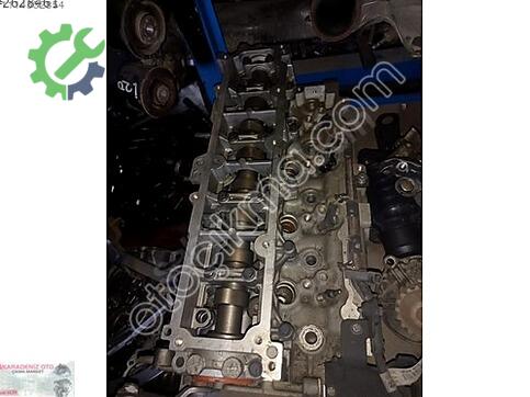 Peugeot 301 Silindir Kapağı çıkma parça