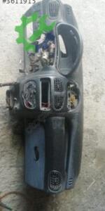 Peugeot 301 için Komple Torpido – Çıkma Peugeot 206 Göğüs P