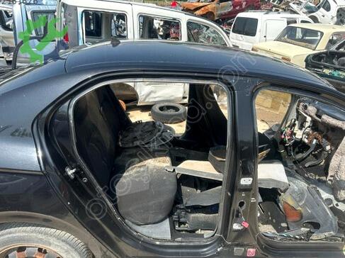 Peugeot 301 Tavan çıkma parça