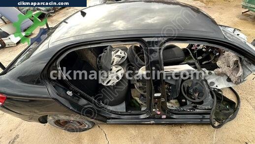 Peugeot 301 Komple Arka çıkma parça