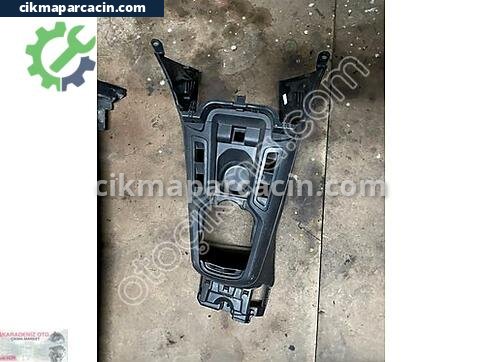 Peugeot 301 Orta Konsol çıkma parça
