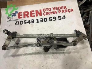 Peugeot 301 Modeli İçin Silecek Motoru – Temiz ve Kullanı