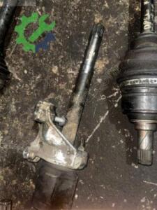 Peugeot 301 Orijinal Çıkma Sol Aks