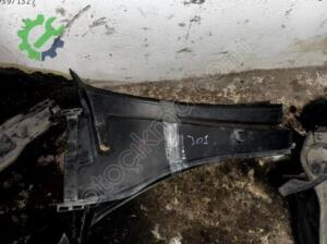 Peugeot 301 Ön Cam Izgarası Çıkma