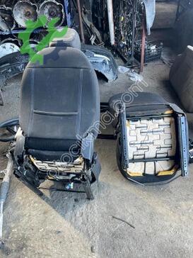 Peugeot 301 Ön Koltuk çıkma parça