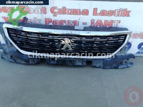 Peugeot 301 Ön Panjur çıkma parça