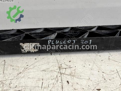 Peugeot 301 Tampon Braketi çıkma parça