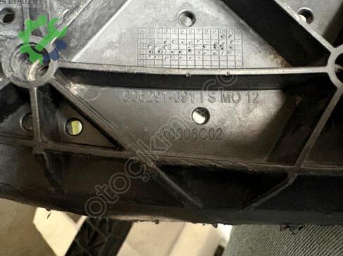 Peugeot 301 Tampon Braketi çıkma parça