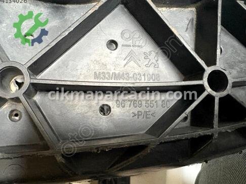 Peugeot 301 Tampon Braketi çıkma parça