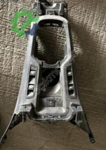 Peugeot 301 Orta Konsol Çıkma