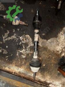 Peugeot 301 Sağ Aks Çıkma