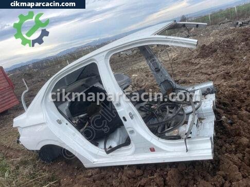 Peugeot 301 Sağ Arka Çamurluk çıkma parça