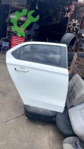 Peugeot 301 sağ arka kapı orijinal