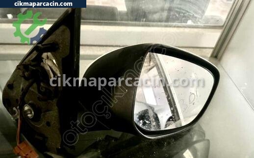 Peugeot 301 Dikiz Aynası çıkma parça