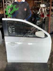Peugeot 301 sağ ön kapı orjinal çıkma