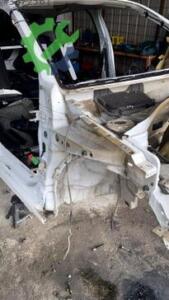 Çıkma Orijinal Sağ Şasi Peugeot 301