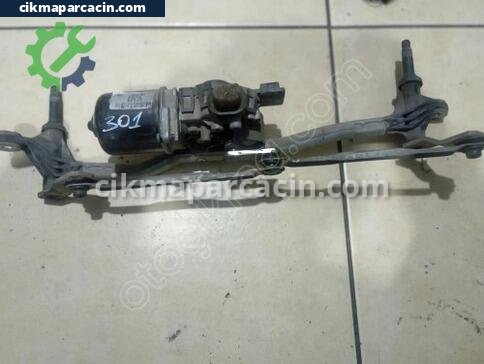 Peugeot 301 Silecek Motoru çıkma parça