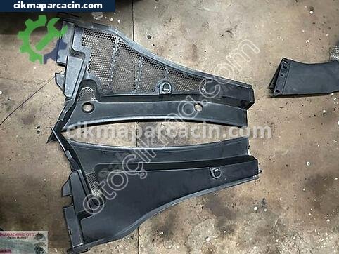 Peugeot 301 Sinyal çıkma parça