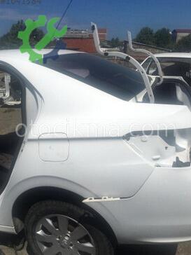 Peugeot 301 Sol Arka Çamurluk çıkma parça