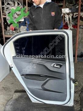 Peugeot 301 Sol Arka Kapı çıkma parça