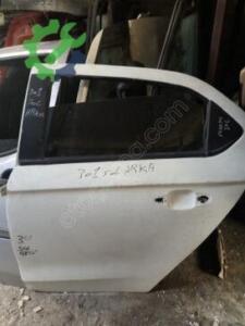 Peugeot 301 Sol Arka Kapı Çıkma