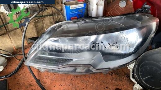 Peugeot 301 Sol Ön Far çıkma parça