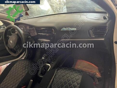 Peugeot 301 Torpido Kapağı çıkma parça