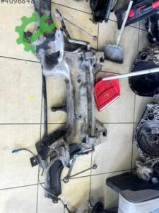 Çıkma Orijinal Travers Peugeot 301