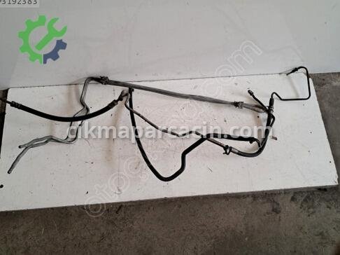 Peugeot 306 Yakıt Borusu çıkma parça