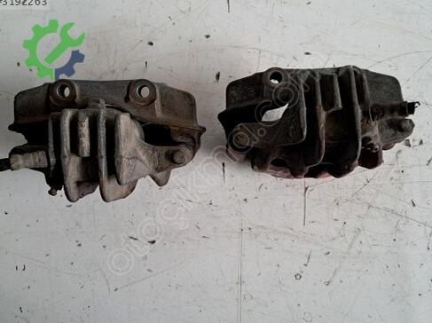 Peugeot 306 Ön Kaliper çıkma parça