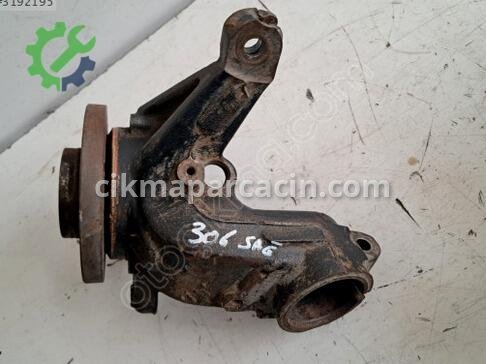 Peugeot 306 Sağ Ön Taşıyıcı çıkma parça