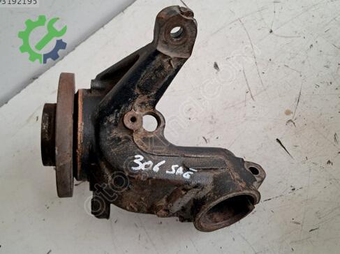 Peugeot 306 Sağ Ön Taşıyıcı çıkma parça