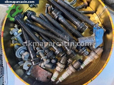 Peugeot 306 Silindir Kapağı çıkma parça