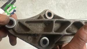 PEUGEOT 306 AKS ORTA ASKI TAKOZU