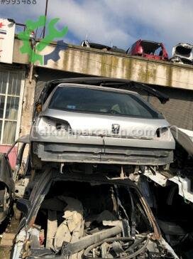 Peugeot 306 Bagaj Camı çıkma parça