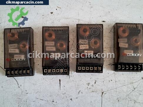 Peugeot 306 Kaput Menteşesi çıkma parça