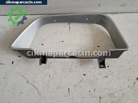 Peugeot 306 Gösterge Çerçevesi çıkma parça