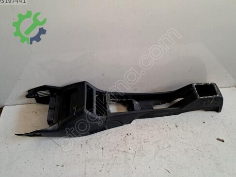 Peugeot 306 Konsol çıkma parça