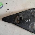 PEUGEOT 306 ÖN CAM IZGARA AYAĞI