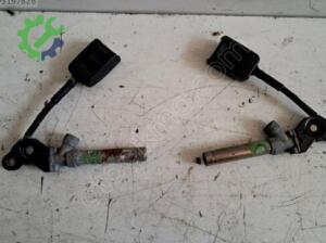 PEUGEOT 306 ÖN EMNİYET KEMER KARŞILIKLARI
