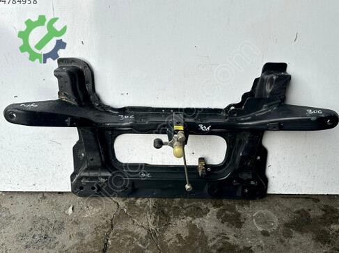 Peugeot 306 Ön Travers çıkma parça