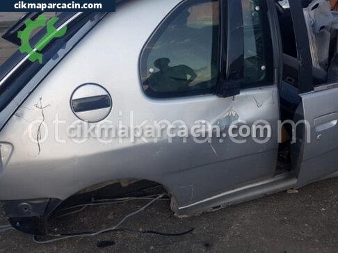 Peugeot 306 Kelebek Camı çıkma parça