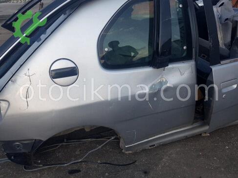 Peugeot 306 Kelebek Camı çıkma parça