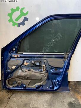 Peugeot 306 Sağ Ön Kapı çıkma parça