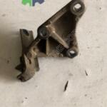 PEUGEOT 306 ŞARZ DİNAMOSU GERGİ AYAĞI Oem 9606340780