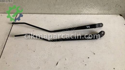 Peugeot 306 Silecek Kolu çıkma parça