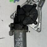 PEUGEOT 306 SOL ARKA KAPI CAM KRİKOSU