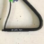 PEUGEOT 306 SOL ARKA KAPI ÜÇGEN CAM ÇERÇEVE LASTİĞİ