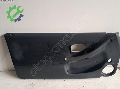 Peugeot 306 Kapı Döşemesi çıkma parça