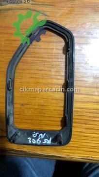 Peugeot 306 Sağ Ön Kapı 9612536477 çıkma parça